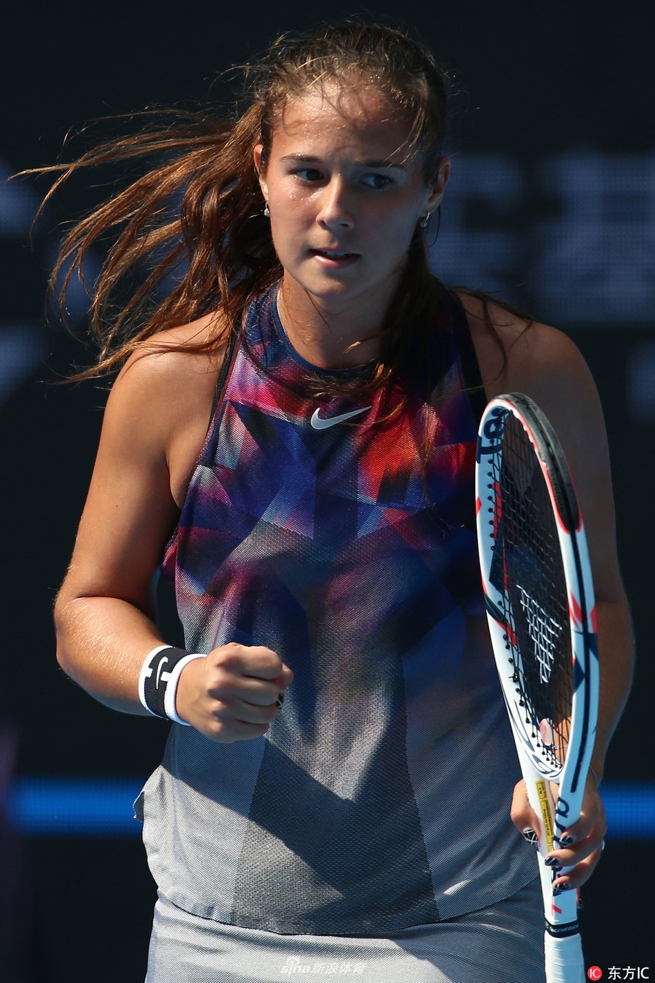 她在比赛中 她在比赛中