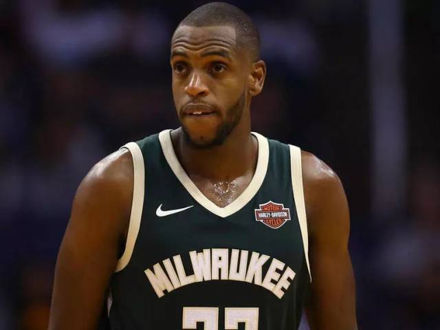 和6次助攻 和6次助攻