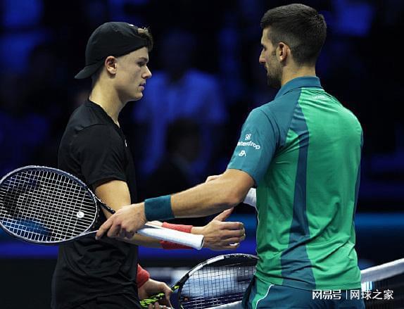 无球前插的 无球前插的